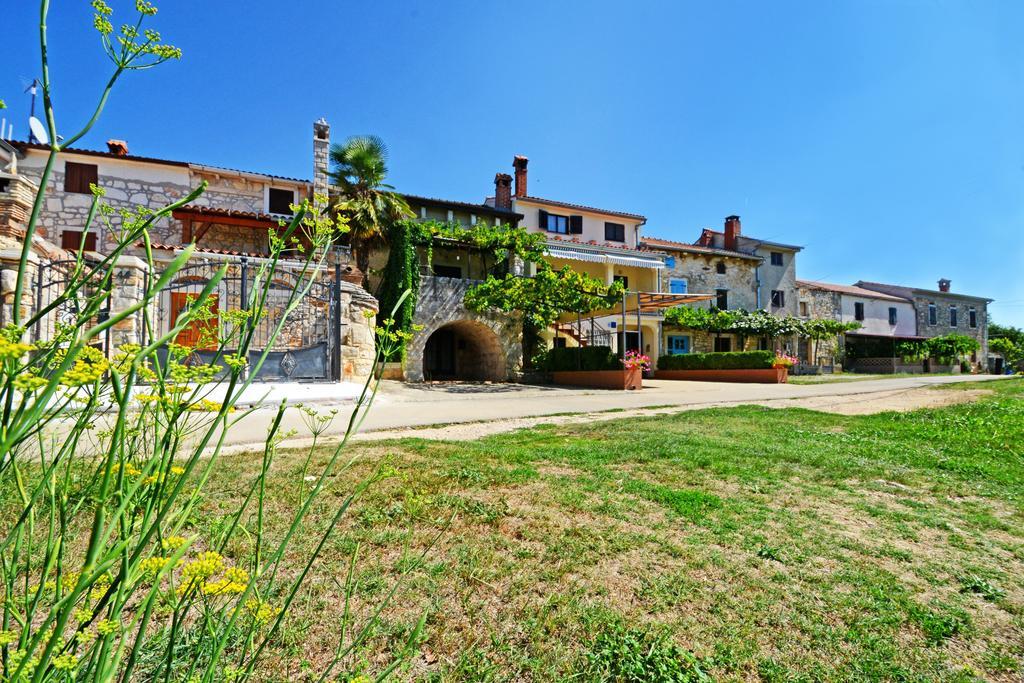 Apartment Lili Poreč Exterior foto